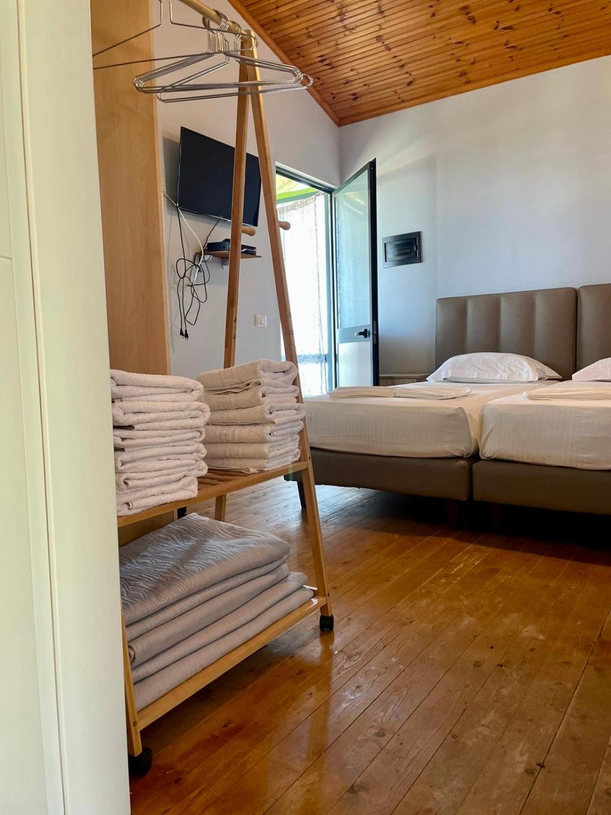 Chalet Ambel Dhermi Bagian luar foto